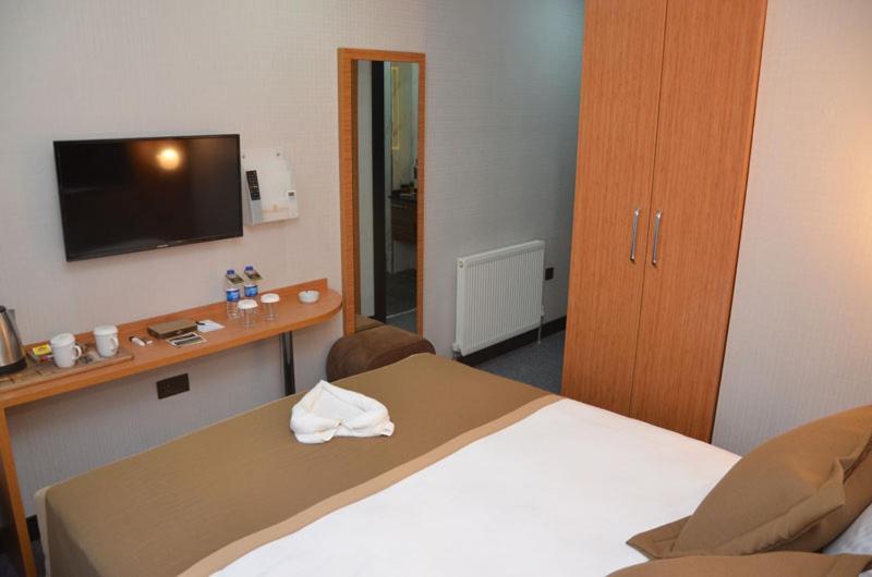 Otel Grand Lark Istanbul Exterior photo
